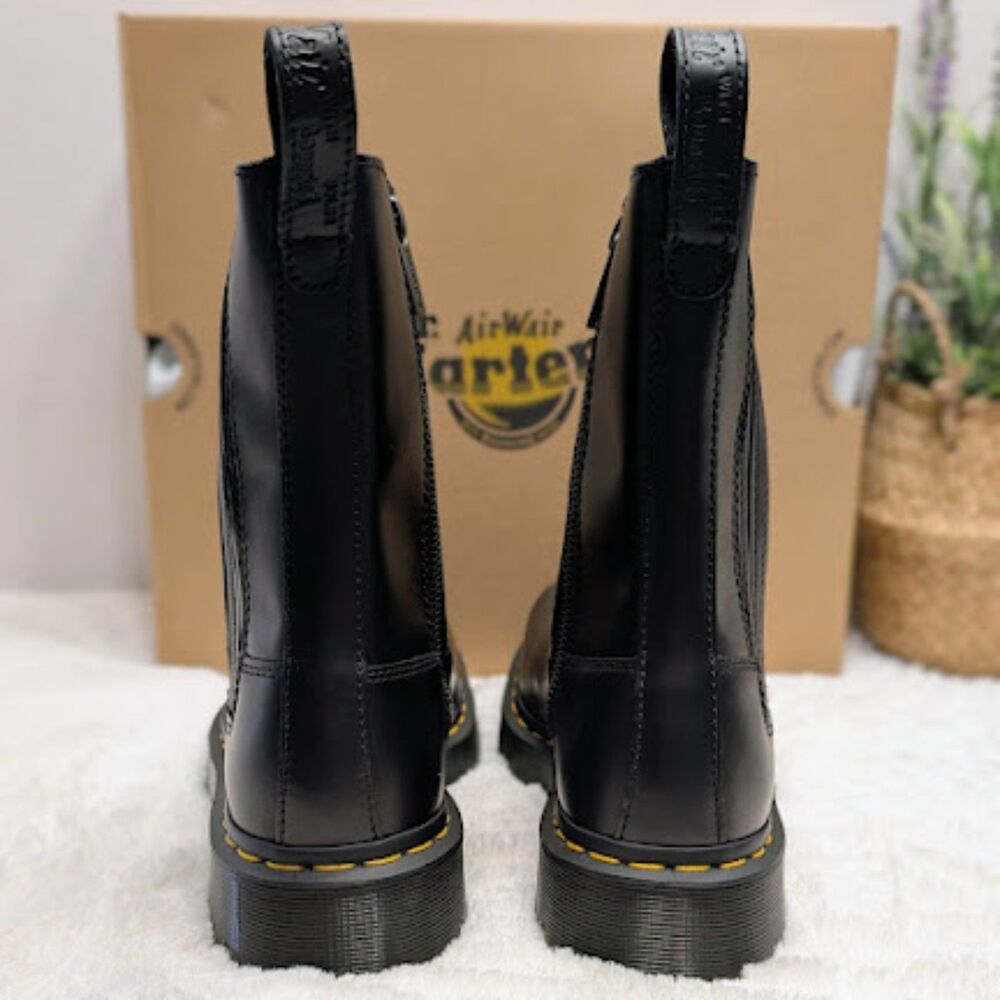 Dr. Martens Amaayah Lo Black Orleans Leather Square Toe Boots UK 7 NIB - Picture 7 of 13